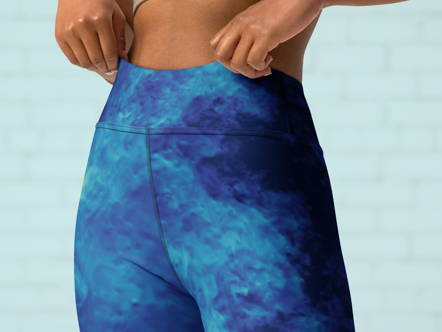 Gradient Water Blue Turbulence High Waisted Leggings