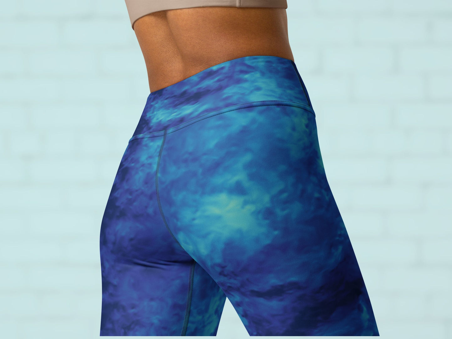 Gradient Water Blue Turbulence High Waisted Leggings