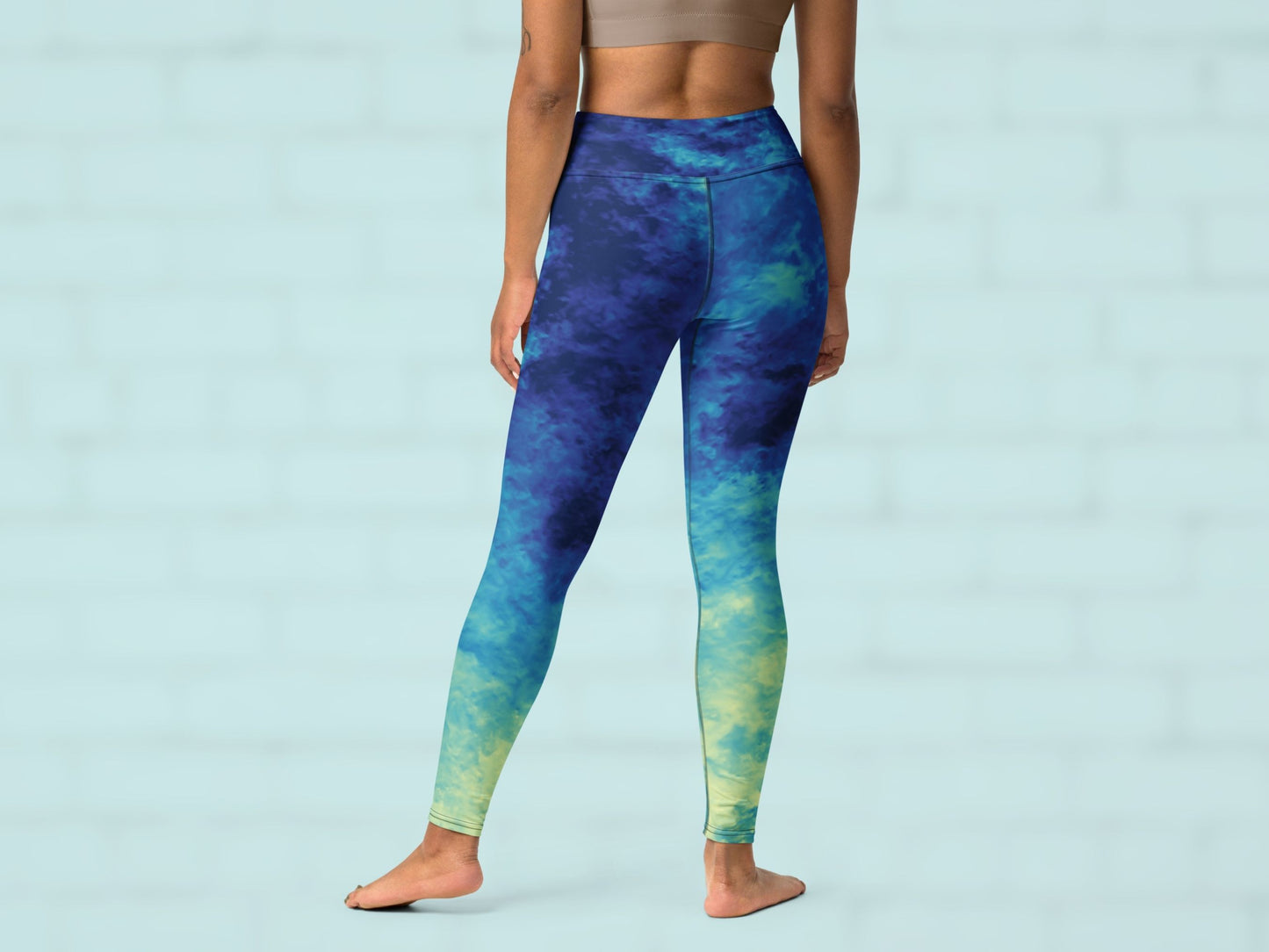 Gradient Water Blue Turbulence High Waisted Leggings