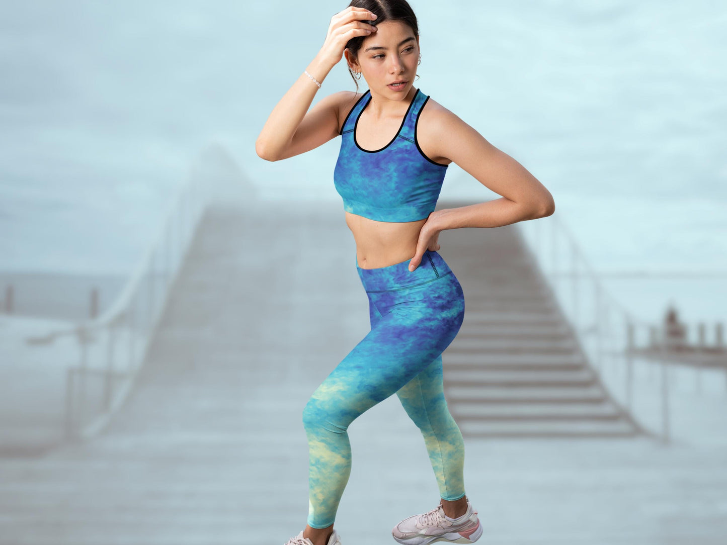 High-waist blue yoga set, digital tie-dye activewear, padded bra and leggings, blue women’s fitness set, stylish workout exercise outfit